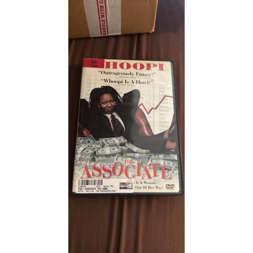 Whoopi Goldberg The Associate DVD (1996)
